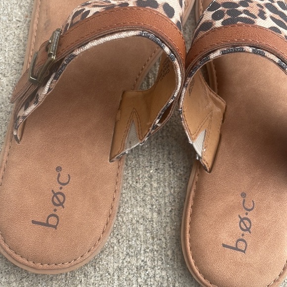 B.O.C. Sandal Mya Womens Animal Print Thong Flat New Sz 9M - Picture 4 of 9